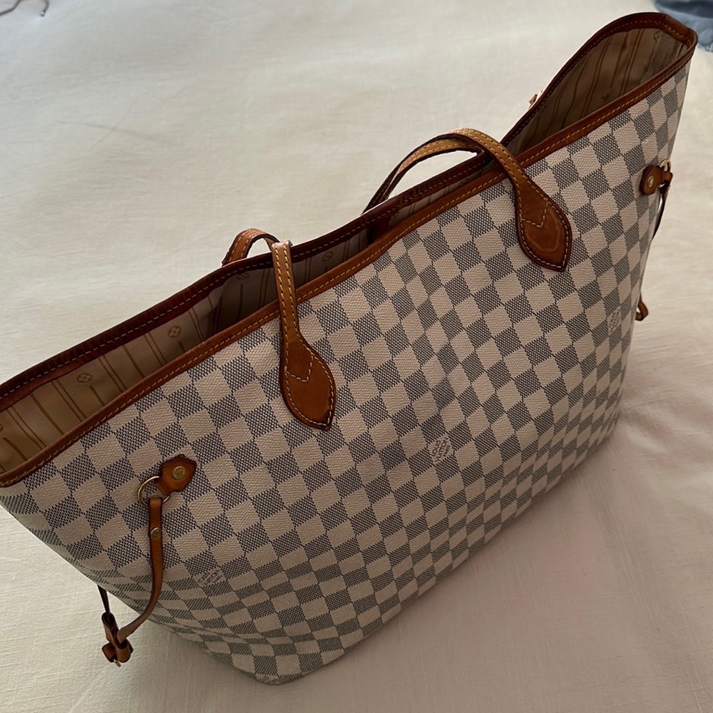 LVT Neverfull GM Tote DUPE